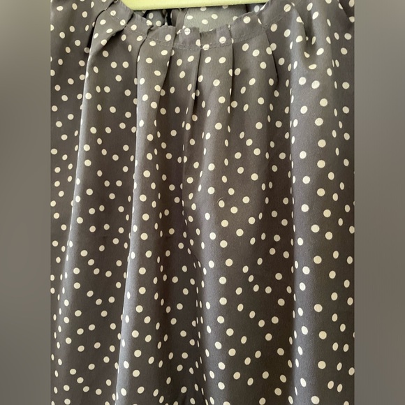 Lauren Conrad pleat neck polka dot blouse top size M - Picture 3 of 5
